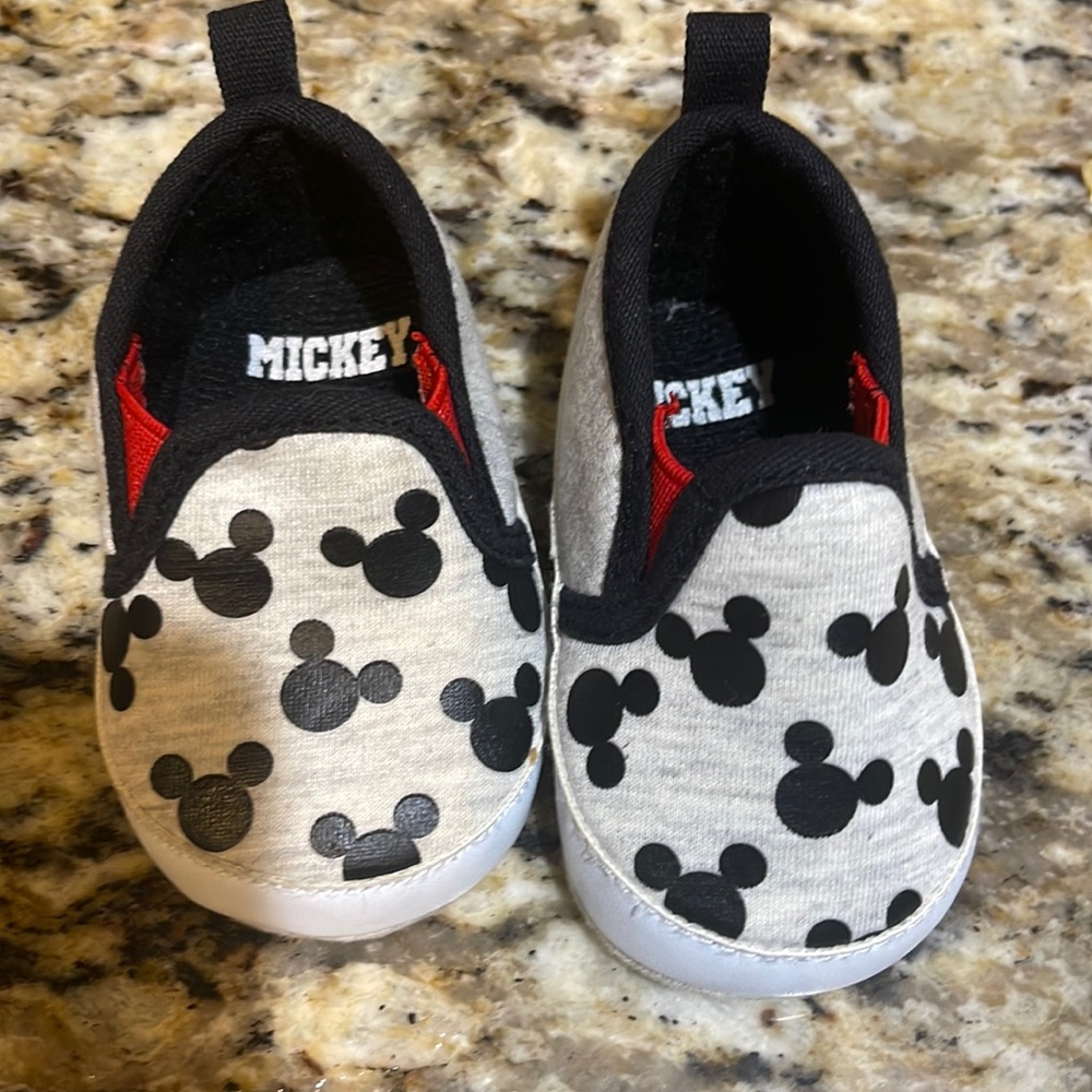 3-6mo disney shoe
